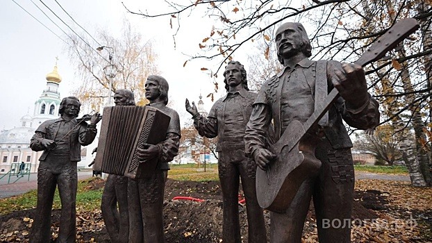 Скульптуры «Песняров» установили в Вологде