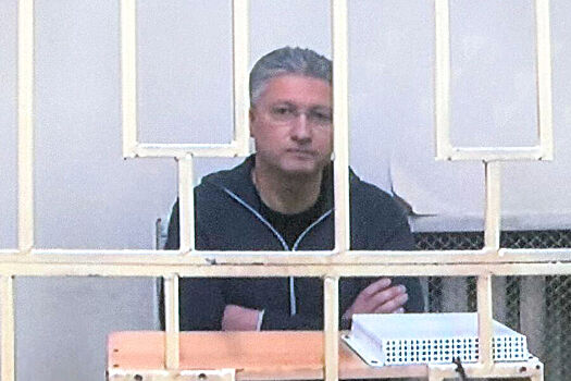 Суд арестовал восемь автомобилей экс-замминистра обороны Иванова