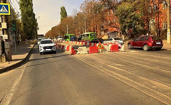 В Курске на улице Сумской меняется движение десяти автобусных маршрутов