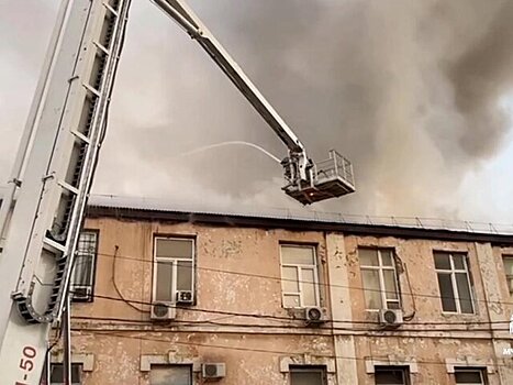 В МЧС назвали причину пожара на складе с ацетоном в Норильске