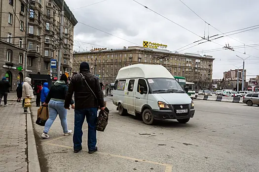 В Новосибирске из-за ремонта водопровода маршрутка №72 стала ходить по новой схеме