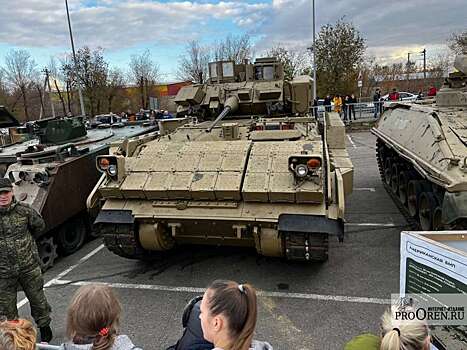 В Оренбурге открыта первая передвижная выставка военной техники НАТО