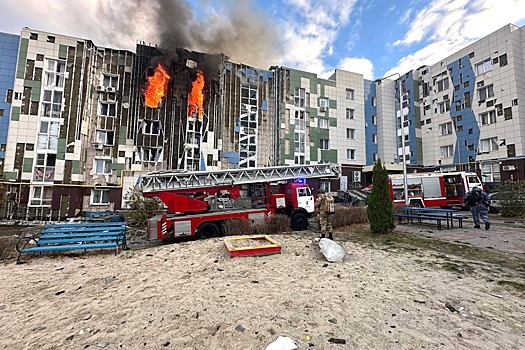 БПЛА атаковал многоквартирный дом в Белгороде, ранен мирный житель