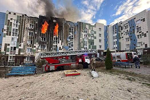 Гладков: в многоквартирном доме в Белгороде после атаки дрона начался пожар