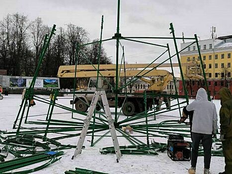 Горки, птица счастья, сказочный лес: стало известно, как украсят Театральную площадь к новому году