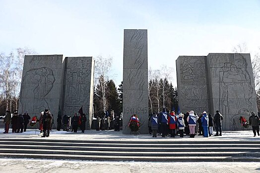 Мэрия Новосибирска предложила поискать альтернативные площадки для памятника Сталину