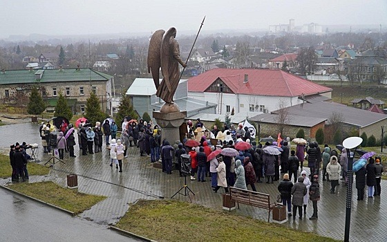 Нашли чудесную икону: под Рязанью в Михайлов день крестный ход пришел к Соборной горе