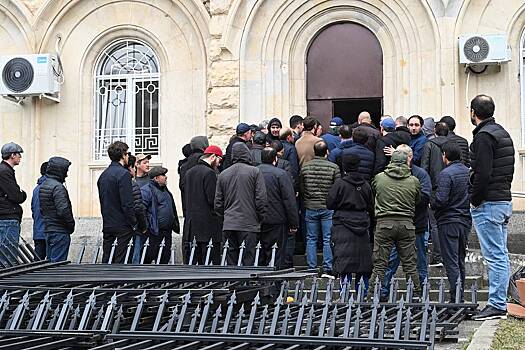 В Абхазии начались переговоры властей с оппозицией