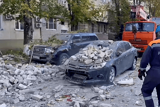 В Черкесске из-под завалов извлекли еще двух пострадавших