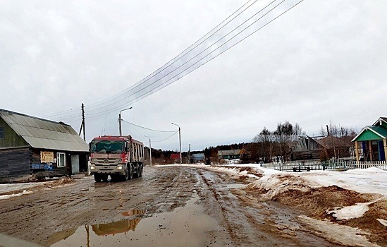 «Всем всё равно!»: В Онеге беда с дорогами, а темнота в Отроковичах привела к трагедии