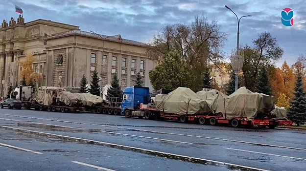 Выставку трофейной техники НАТО открыли в Петербурге в День народного единства