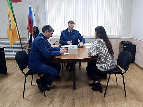 Зампрокурора Пензенской области Евгений Новиков провел личный прием жителей Спасского района