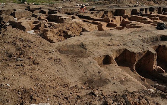 Археологи продолжают поиски остатков дворца калги-султана