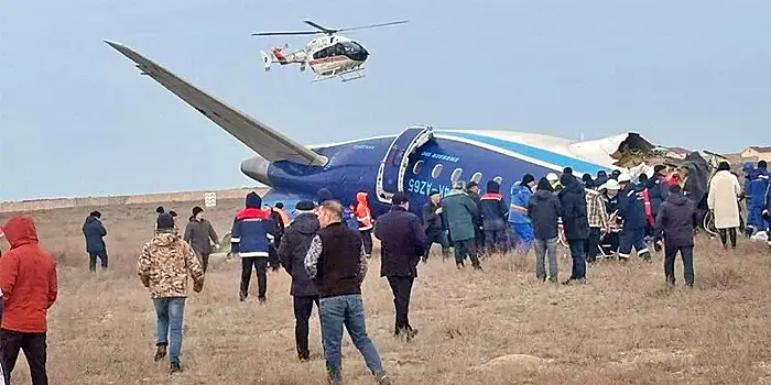 Число выживших при крушении самолета в Казахстане увеличилось