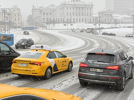 ЦОДД рекомендовал передвигаться по Москве на метро в преддверии Нового года