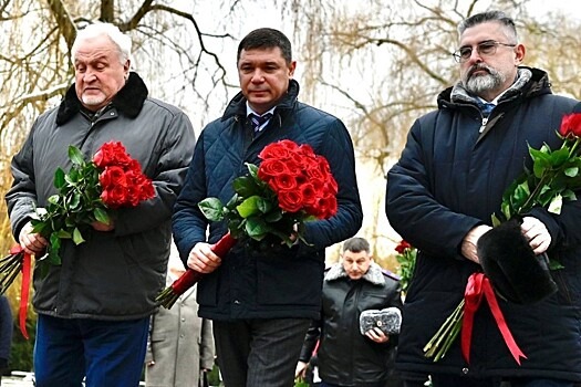 Евгений Первышов почтил память солдат, без вести пропавших в годы Великой Отечественной войны