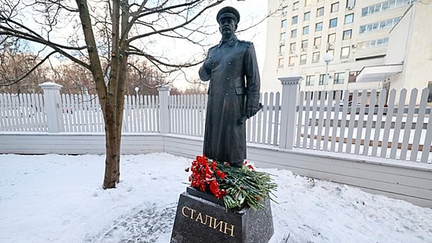 Памятник Сталину открыли в Вологде