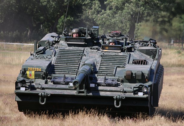 Танк Т-80: производство и боевое применение. В чем его превосходство над дизельными танками1