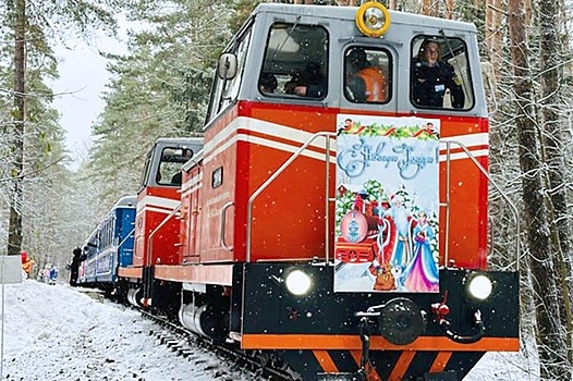 В Минске начинает курсировать экспресс Детской железной дороги