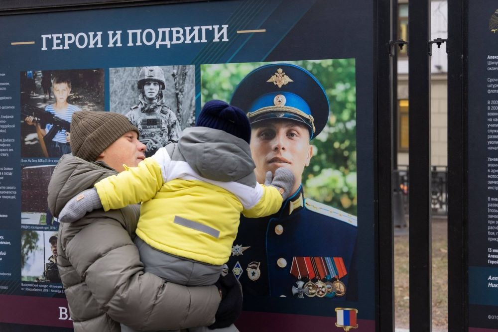 В Москве открылась выставка, посвященная героям СВО1