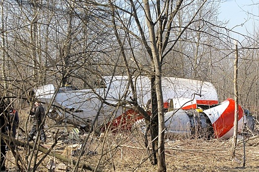 В Польше официально признали крушение Ту-154 под Смоленском авиакатастрофой