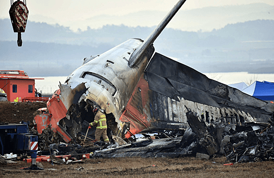 «Черные ящики» лайнера Jeju Air перестали писать за 4 минуты до катастрофы