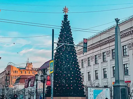 На пешеходной улице Самары устранили просадку колодцев