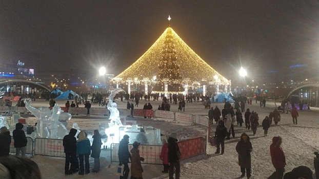 В Перми ограничили работу ледового городка и закрыли каток на эспланаде: причины