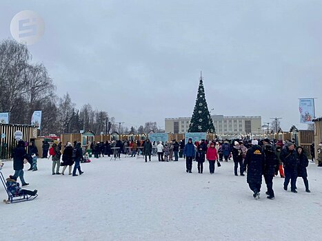 Второго января на Центральной площади Ижевска пельмени попробовали 15 тысяч человек