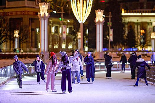 ВДНХ приглашает прокатиться на самом большом катке в Москве