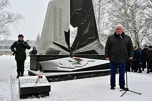 Евгений Матушкин почтил память россиян, исполнявших служебный долг за пределами Отечества