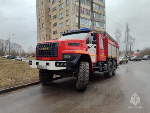 На пожаре в Орле спасли двух человек0