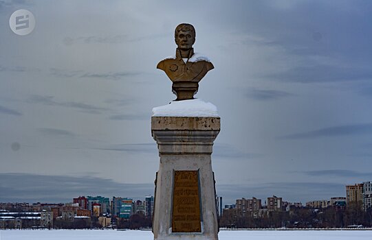 В Ижевске ко Дню города планируют отреставрируют памятник Андрею Дерябину