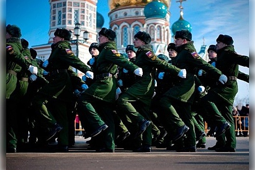 В Омске торжественного построения на Соборной площади 23 февраля не будет