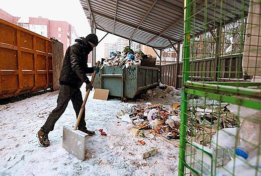 В российском городе установят видеонаблюдение за мусорными контейнерами