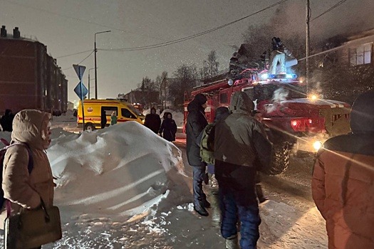 В Салехарде при пожаре в многоквартирном доме погиб человек