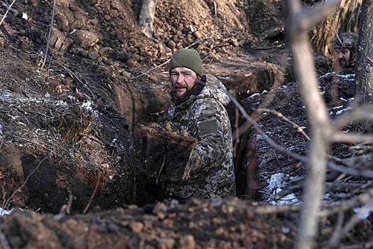 Экс-начальник штаба «Азова» предсказал развал фронта на Украине