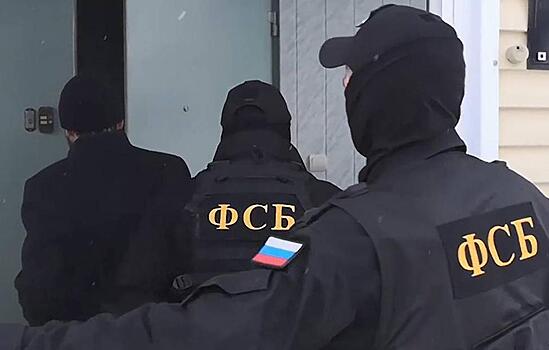 В Екатеринбурге ФСБ задержала мужчину за призывы поджигать военкоматы