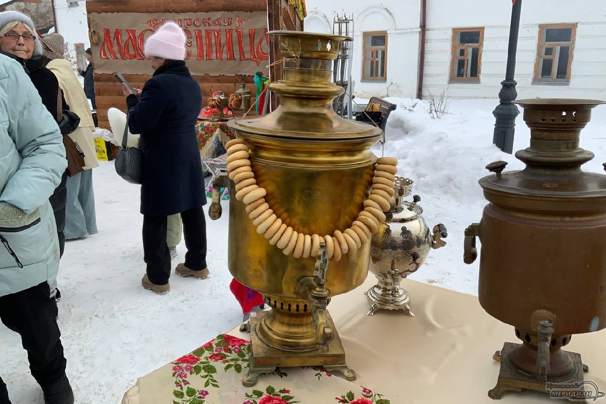 В Красноуфимске с размахом отпраздновали Масленицу и сожгли чучело зимы7