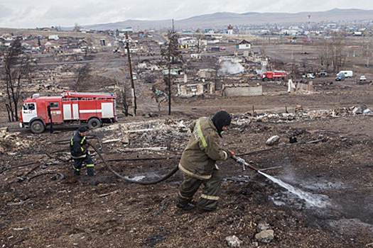 В охваченной пожарами Хакасии развернули приемную генпрокурора